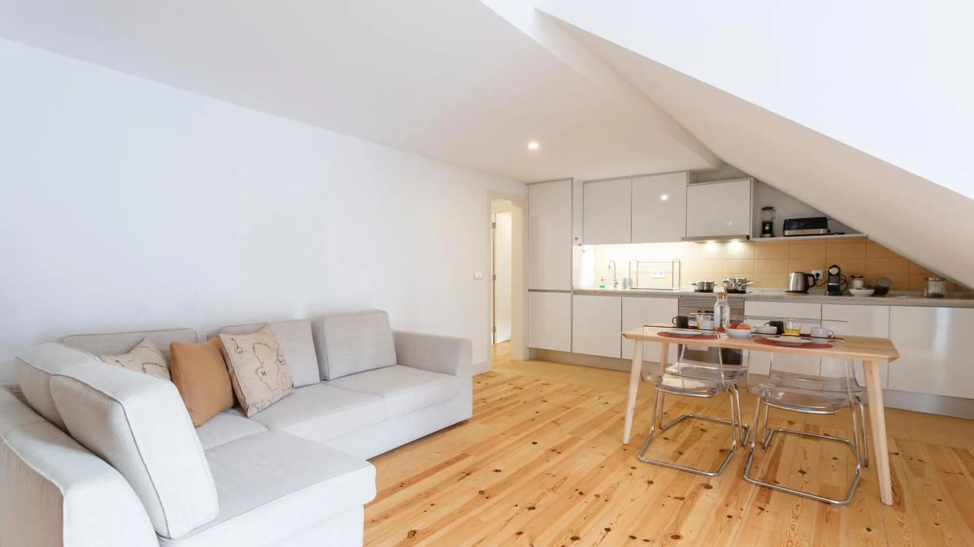 Cozy Apartment In Rua Augusta - Downtown Lisbon